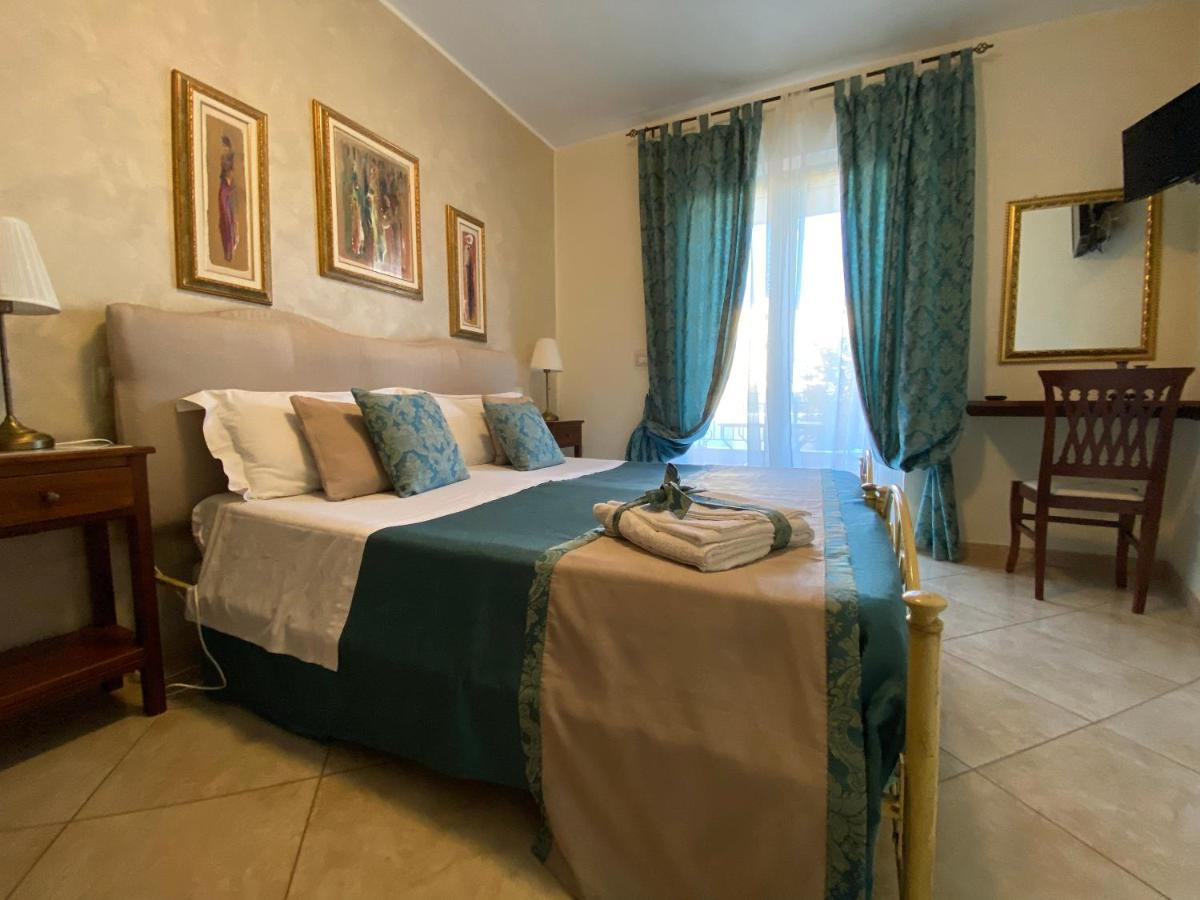 B&B Mareagro Santa Teresa Di Riva Εξωτερικό φωτογραφία