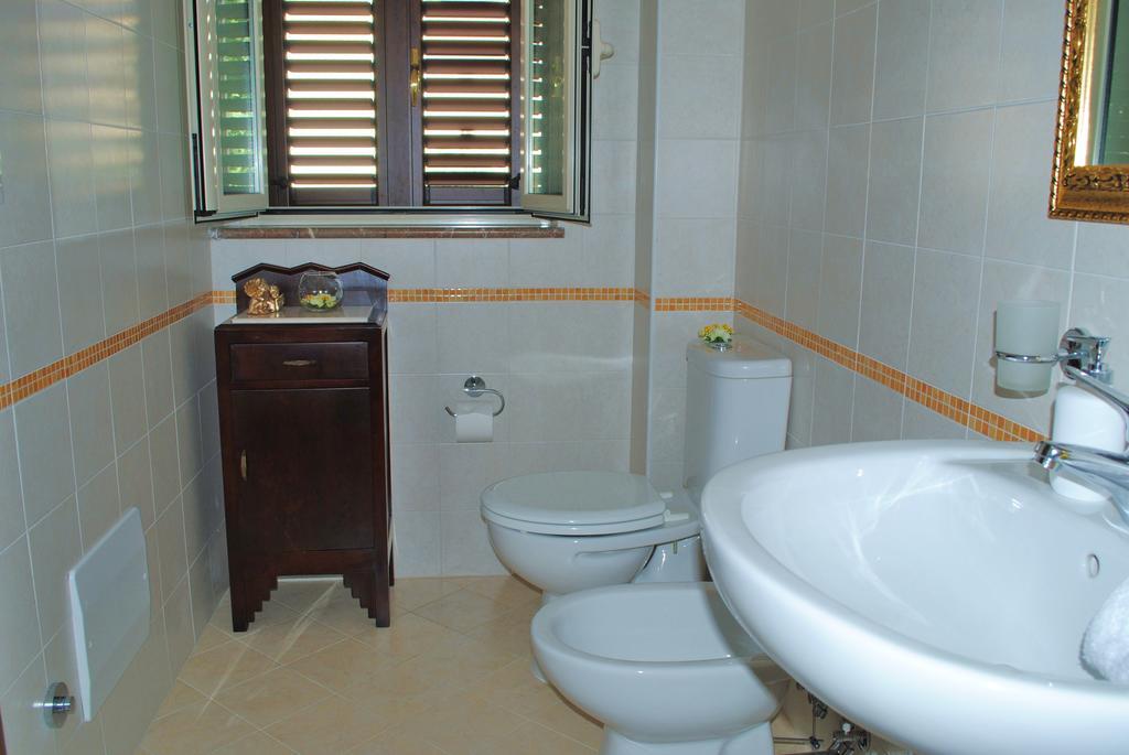 B&B Mareagro Santa Teresa Di Riva Εξωτερικό φωτογραφία